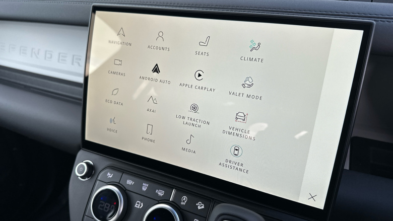 Land Rover Defender 3.0 D350 X-Dynamic SE 110 5dr Auto Diesel Estate